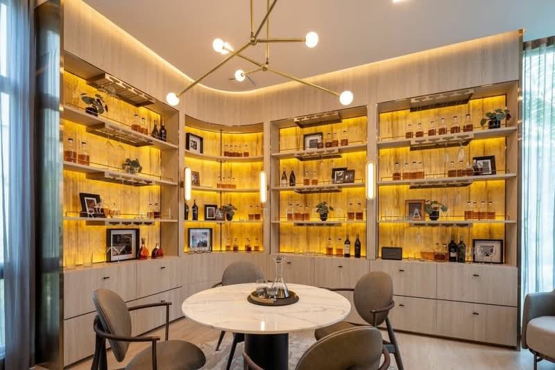 VIVE Krungthep Kreetha, Bangkok, Krungthep Kreetha Road, Saphan Sung, Bangkok, 4 Bedrooms, 421 sqm, Single Detached House For Rent, by Ramita Theptham, 500494071 - DDproperty.com