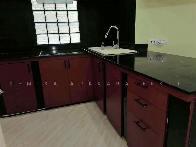 President Park Sukhumvit 24, Bangkok, 99 Sukhumvit 24 Alley, Khlongtoei Nua, Watthana, Bangkok, 2 Bedrooms, 100 sqm, Condo For Sale, by Pemika Aukkaraleekul, 500494072 - DDproperty.com