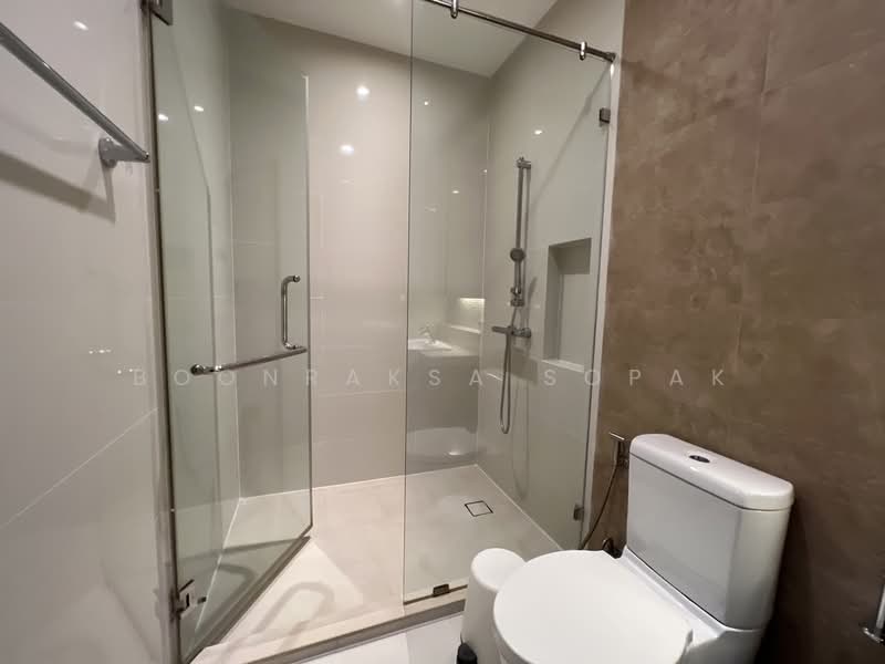 Bright Sukhumvit 24, Bangkok, Sukhumvit 24 Alley, Khong Tan, Khlong Toei, Bangkok, 3 Bedrooms, 189 sqm, Condo For Rent, by Boonraksa Sopak, 500494081 - DDproperty.com