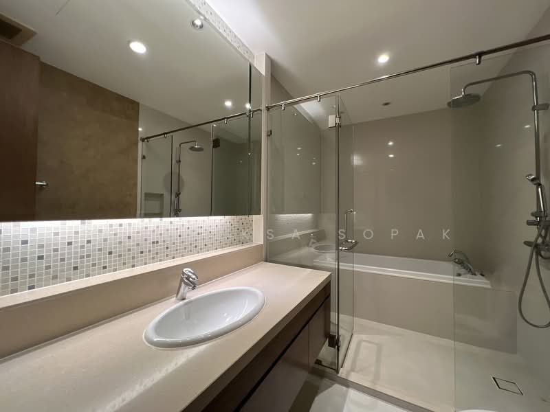 Bright Sukhumvit 24, Bangkok, Sukhumvit 24 Alley, Khong Tan, Khlong Toei, Bangkok, 3 Bedrooms, 189 sqm, Condo For Rent, by Boonraksa Sopak, 500494081 - DDproperty.com