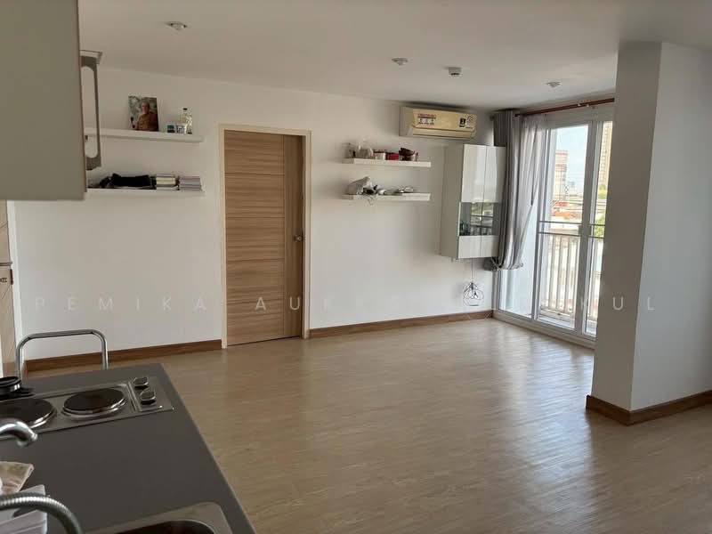 Town Sukhumvit 71, Bangkok, Soi Panichonan Yeak 9, Khlong Tan Nua, Watthana, Bangkok, 2 Bedrooms, 58 sqm, Condo For Sale, by Pemika Aukkaraleekul, 500494082 - DDproperty.com