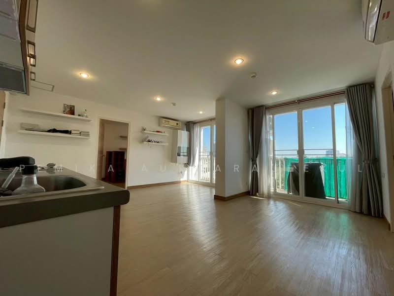 Town Sukhumvit 71, Bangkok, Soi Panichonan Yeak 9, Khlong Tan Nua, Watthana, Bangkok, 2 Bedrooms, 58 sqm, Condo For Sale, by Pemika Aukkaraleekul, 500494082 - DDproperty.com
