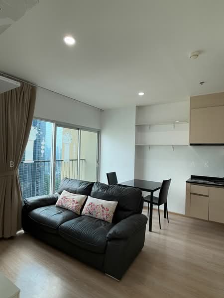 Noble Revolve Ratchada 2, Bangkok, 70 Soi Ratchadaphisek 10, Ratchadaphisek Road, Huai Khwang, Bangkok, 2 Bedrooms, 53 sqm, Condo For Rent, by Boonraksa Sopak, 500494091 - DDproperty.com