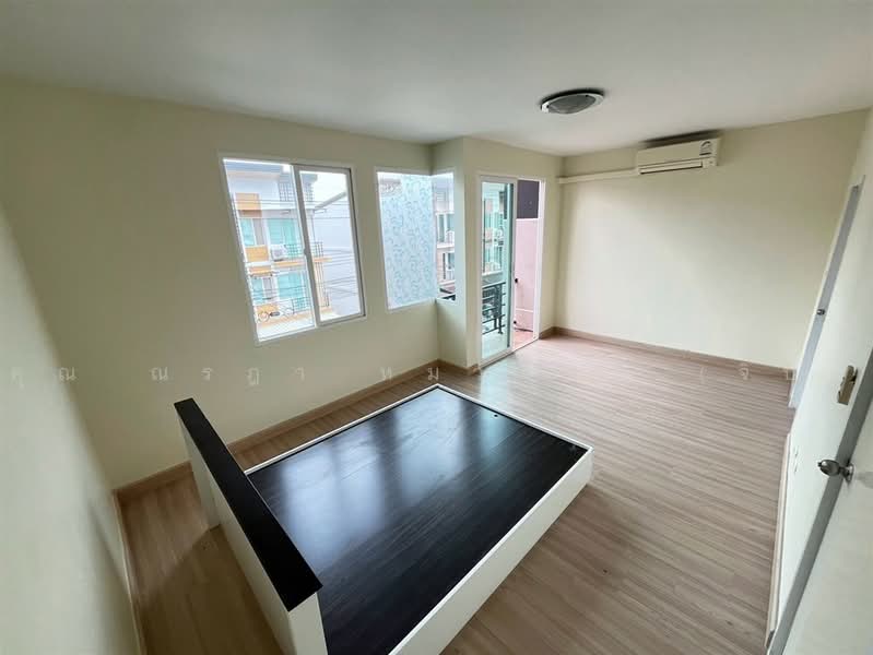 Gusto Grand Ramkhamhaeng, Bangkok, Ratphatthana Road (Soi Mistine), Saphan Sung, Bangkok, 5 Bedrooms, 175 sqm, Townhouse For Sale, by คุณ ณรฎา หมวดหรี่ (จิ๊บ), 500494099 - DDproperty.com