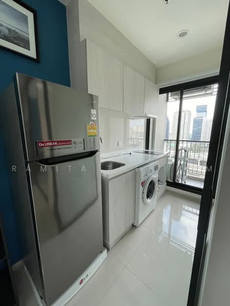 Life Asoke, Bangkok, Asoke-Dindang Road, Bang Kapi, Huai Khwang, Bangkok, 1 Bedroom, 29 sqm, Condo For Rent, by Ramita Theptham, 500494105 - DDproperty.com