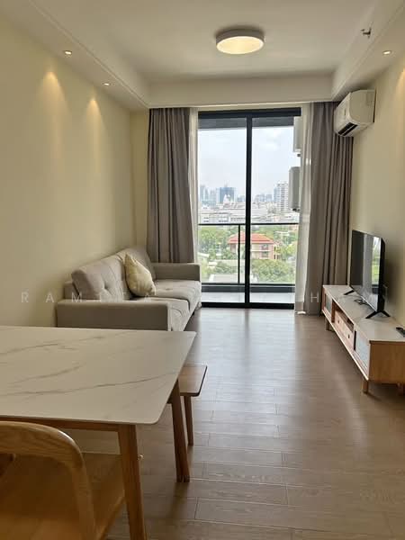 Regal Sathon-Naradhiwas, Bangkok, Naradhiwas Rajanagarindra Road, Thung Maha Mek, Sathon, Bangkok, 1 Bedroom, 35 sqm, Condo For Rent, by Ramita Theptham, 500494118 - DDproperty.com