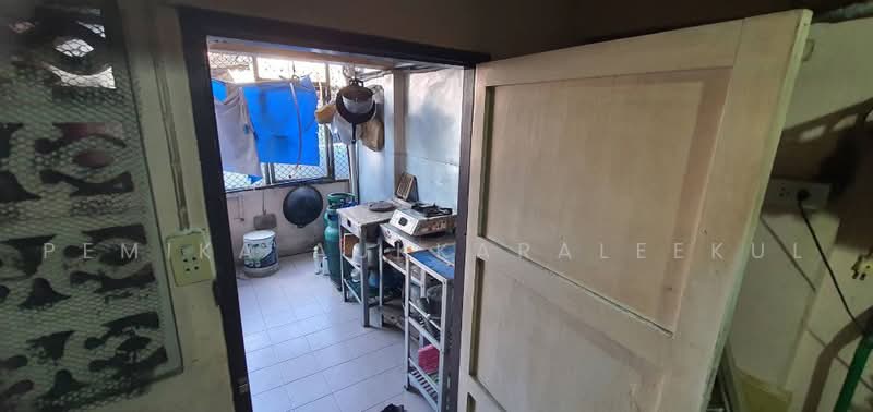 4-BR Townhouse, Bangkok, Huai Khwang, Bangkok, 4 Bedrooms, 180 sqm, Townhouse For Sale, by Pemika Aukkaraleekul, 500494120 - DDproperty.com