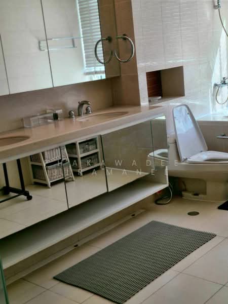 The Royal Saladaeng, Bangkok, 79 Saladaeng Road, Silom, Bang Rak, Bangkok, 3 Bedrooms, 235 sqm, Condo For Rent, by Phakawadee Jiramanee, 500494145 - DDproperty.com