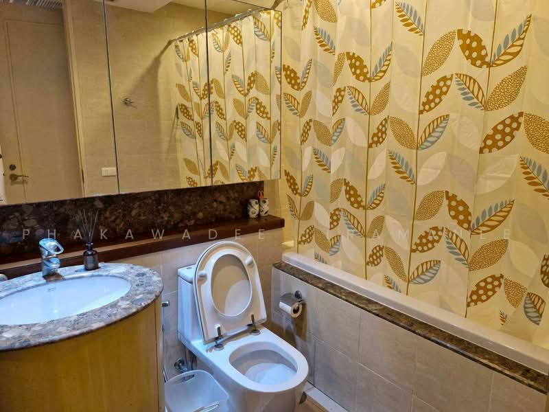 The Royal Saladaeng, Bangkok, 79 Saladaeng Road, Silom, Bang Rak, Bangkok, 3 Bedrooms, 235 sqm, Condo For Rent, by Phakawadee Jiramanee, 500494145 - DDproperty.com