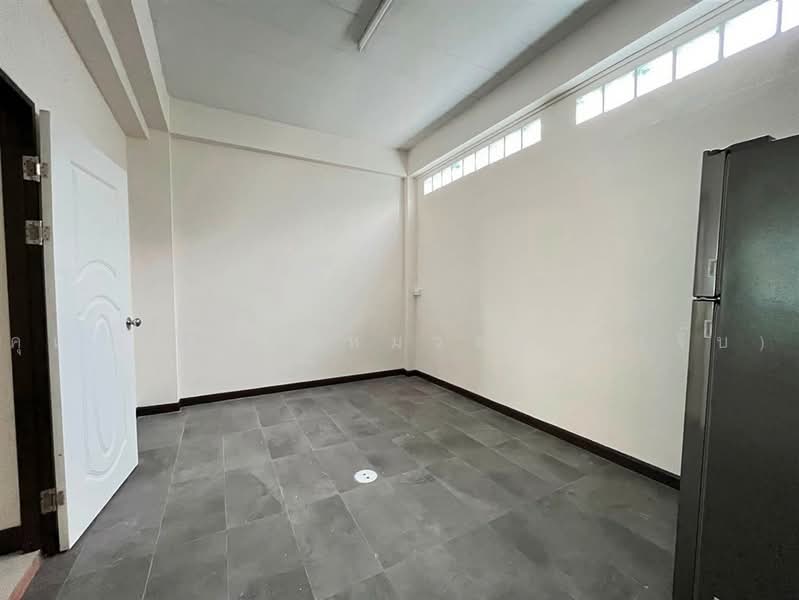 ปรัชญา โฮมทาวน์ @ ลาดพร้าว 71, Bangkok, ถนนนาคนิวาส, Lat Phrao, Bangkok, 3 Bedrooms, 190 sqm, Townhouse For Sale, by คุณ ณรฎา หมวดหรี่ (จิ๊บ), 500494154 - DDproperty.com