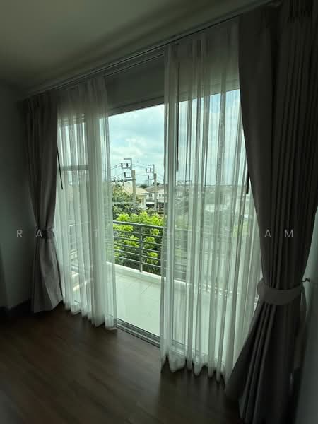 Town Avenue Rama 9, Bangkok, Soi Krungthep Kreetha 7, Hua Mak, Bang Kapi, Bangkok, 3 Bedrooms, 210 sqm, Townhouse For Rent, by Ramita Theptham, 500494163 - DDproperty.com