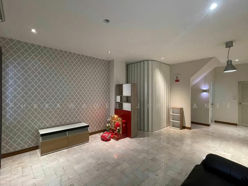 Baan Sukhumvit Garden City 79 : บ้านสุขุมวิทการ์เด้นซิตี้ 79, กรุงเทพ, ถนนสุขุมวิท 79, บางจาก, พระโขนง, กรุงเทพ, 115 ตร.ม., ทาวน์เฮ้าส์ ให้เช่า, โดย Phakawadee Jiramanee, 500494173 - DDproperty.com