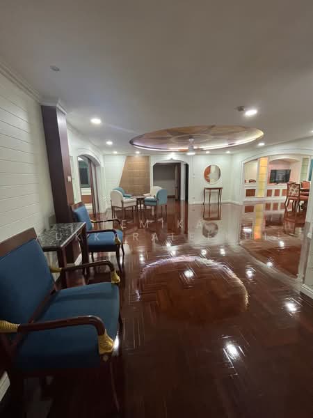 Wattana Heights, Bangkok, Sukhumvit Road, Khlongtoei Nua, Watthana, Bangkok, 3 Bedrooms, 335 sqm, Condo For Sale, by Pemika Aukkaraleekul, 500494186 - DDproperty.com