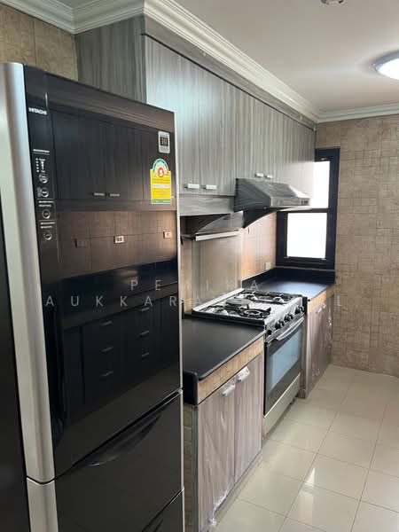 Wattana Heights, Bangkok, Sukhumvit Road, Khlongtoei Nua, Watthana, Bangkok, 3 Bedrooms, 335 sqm, Condo For Sale, by Pemika Aukkaraleekul, 500494186 - DDproperty.com