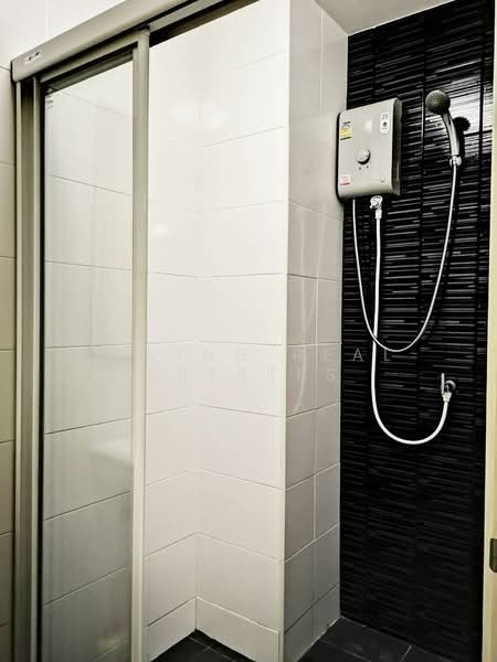 The Trust Condo Ngamwongwan : เดอะทรัสต์ คอนโด งามวงศ์วาน, นนทบุรี, 74 ถนนงามวงศ์วาน, บางเขน, เมืองนนทบุรี, นนทบุรี, 30 ตร.ม., คอนโด ขาย, โดย Living Real Estates, 500494219 - DDproperty.com