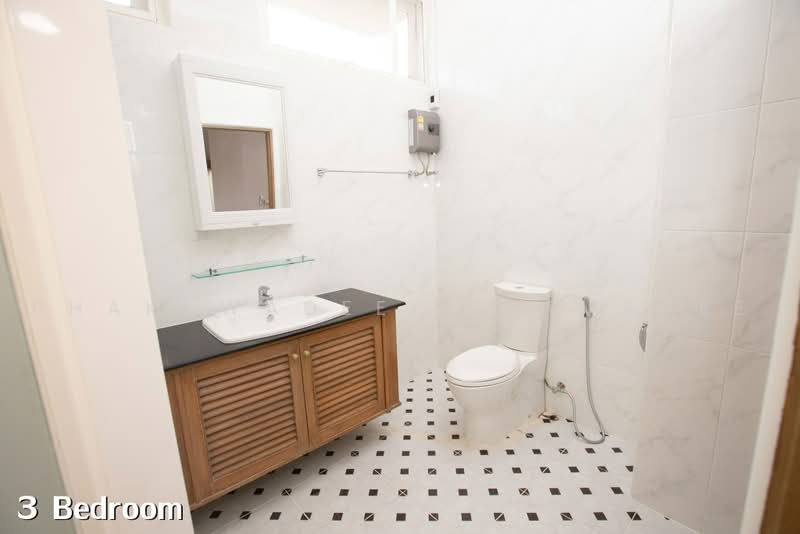 Ambassador's Court, Bangkok, Soi Langsuan, Lumphini, Pathum Wan, Bangkok, 3 Bedrooms, 240 sqm, Apartment For Rent, by Phakawadee Jiramanee, 500494239 - DDproperty.com