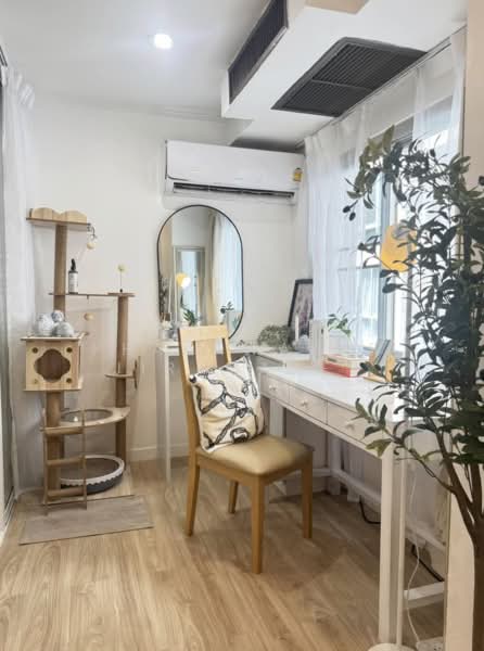 49 Suite Sukhumvit 49, Bangkok, 26 Soi Sukhumvit 49, Khlong Tan Nua, Watthana, Bangkok, 1 Bedroom, 39 sqm, Condo For Rent, by Phakawadee Jiramanee, 500494266 - DDproperty.com