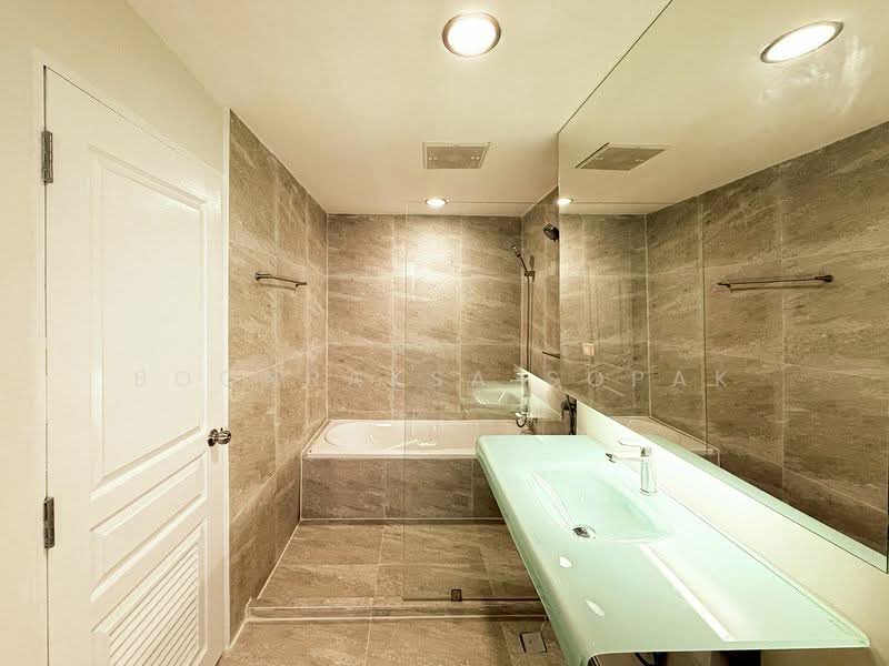 The Waterford Diamond Tower Sukhumvit, Bangkok, 758/18 Soi Sukhumvit 30/1, Sukhumvit Road, Khlong Toei, Bangkok, 4 Bedrooms, 186 sqm, Condo For Rent, by Boonraksa Sopak, 500494274 - DDproperty.com