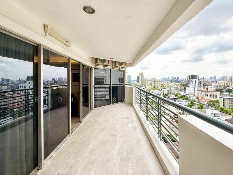 The Waterford Diamond Tower Sukhumvit, Bangkok, 758/18 Soi Sukhumvit 30/1, Sukhumvit Road, Khlong Toei, Bangkok, 4 Bedrooms, 186 sqm, Condo For Rent, by Boonraksa Sopak, 500494274 - DDproperty.com