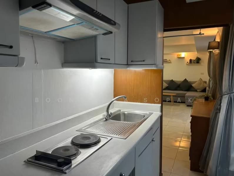 Omni Tower Sukhumvit Nana : ออมนิ ทาวเวอร์ สุขุมวิท นานา, กรุงเทพ, 69 ซอย สุขุมวิท 4, คลองเตย, กรุงเทพ, 55 ตร.ม., คอนโด ให้เช่า, โดย Boonraksa Sopak, 500494280 - DDproperty.com