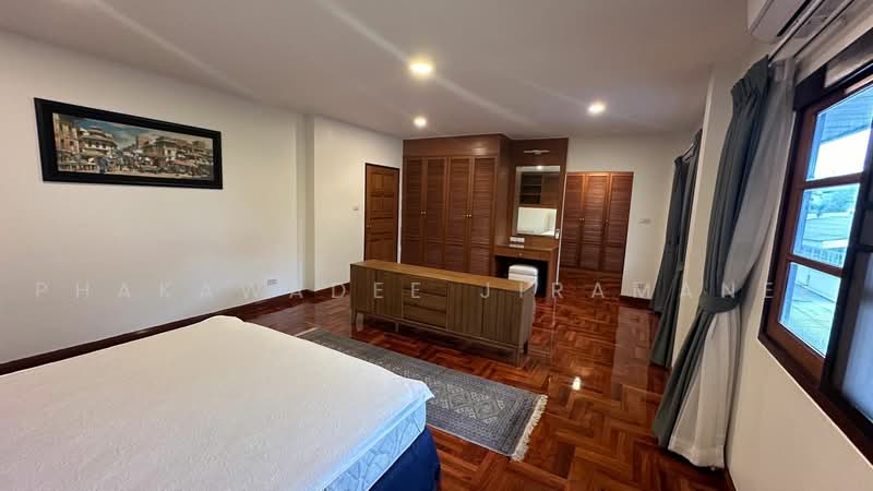 บ้าน 3-ห้องนอน, กรุงเทพ, คลองตันเหนือ, วัฒนา, กรุงเทพ, 500 ตร.ม., บ้านเดี่ยว ให้เช่า, โดย Phakawadee Jiramanee, 500494308 - DDproperty.com