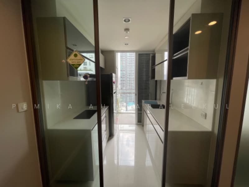 The Room Sathorn, Bangkok, 78 Pan Road, Silom, Bang Rak, Bangkok, 1 Bedroom, 50 sqm, Condo For Sale, by Pemika Aukkaraleekul, 500494322 - DDproperty.com