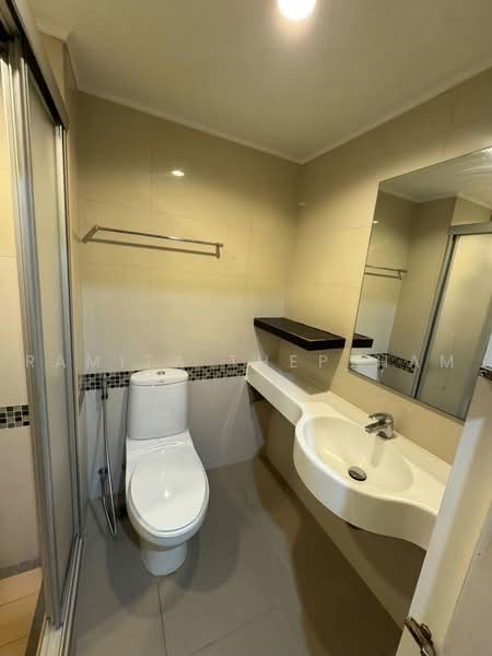 Lumpini Park Riverside Rama 3, Bangkok, 4 Rama 3 Road, Bang Pong Pang, Yan Nawa, Bangkok, 2 Bedrooms, 68 sqm, Condo For Rent, by Ramita Theptham, 500494344 - DDproperty.com