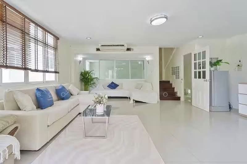 5-BR Townhouse, Bangkok, Khlongtoei Nua, Watthana, Bangkok, 5 Bedrooms, 350 sqm, Townhouse For Rent, by Boonraksa Sopak, 500494356 - DDproperty.com