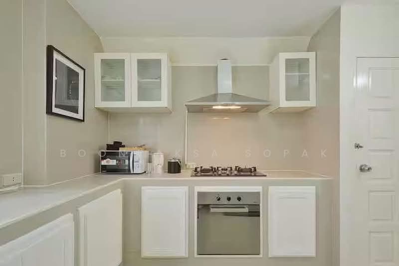 5-BR Townhouse, Bangkok, Khlongtoei Nua, Watthana, Bangkok, 5 Bedrooms, 350 sqm, Townhouse For Rent, by Boonraksa Sopak, 500494356 - DDproperty.com