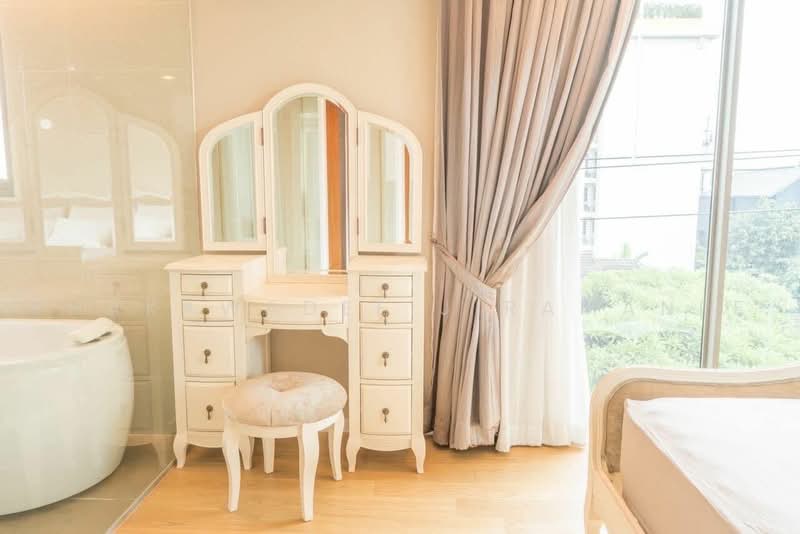 Siamese Thirty Nine, Bangkok, 68 Soi Sukhumvit 39, Sukhumvit Road, Khlong Tan Nua, Watthana, Bangkok, 2 Bedrooms, 75 sqm, Condo For Rent, by Phakawadee Jiramanee, 500494366 - DDproperty.com