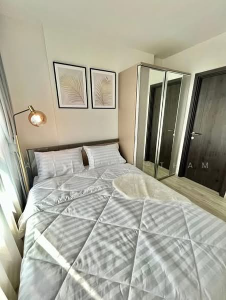 XT Huaikhwang, Bangkok, 244 Ratchadaphisek Road, Huai Khwang, Bangkok, 1 Bedroom, 35 sqm, Condo For Rent, by Ramita Theptham, 500494383 - DDproperty.com