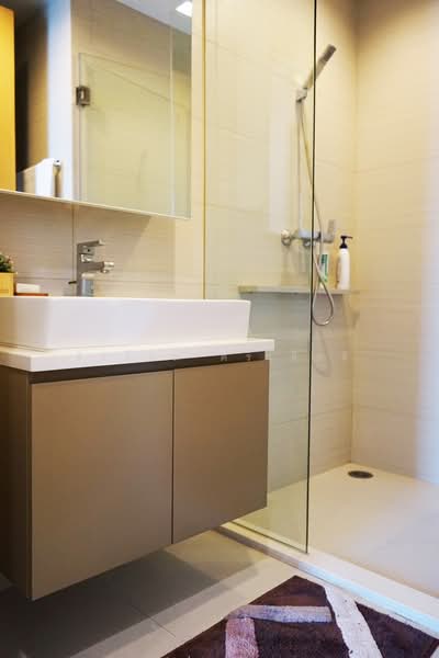 Siri At Sukhumvit, Bangkok, 902 Sukhumvit Road, Phra Kanong, Khlong Toei, Bangkok, 2 Bedrooms, 69 sqm, Condo For Rent, by ธีรรัชต์ ศรีเล็กดี, 500494404 - DDproperty.com