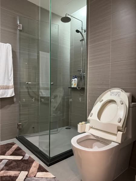 Siri At Sukhumvit, Bangkok, 902 Sukhumvit Road, Phra Kanong, Khlong Toei, Bangkok, 2 Bedrooms, 69 sqm, Condo For Rent, by ธีรรัชต์ ศรีเล็กดี, 500494404 - DDproperty.com
