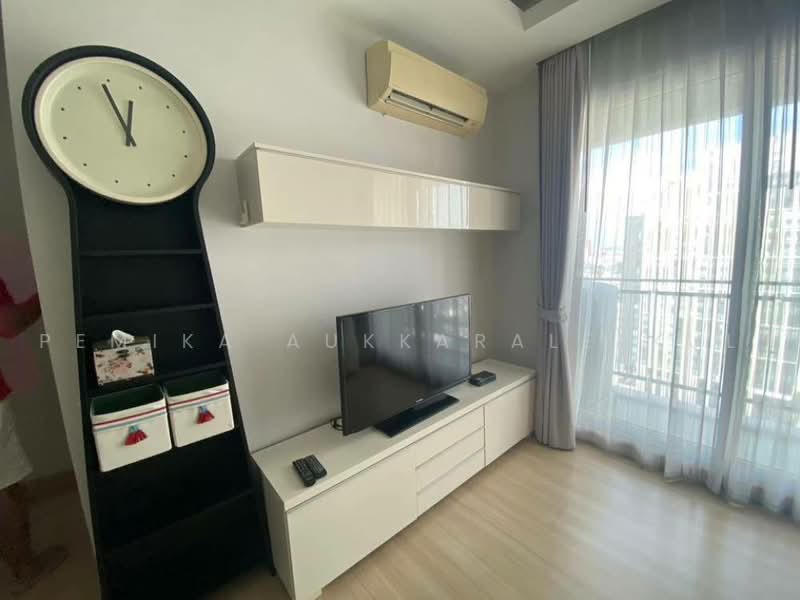 Thru Thonglor, Bangkok, Petchaburi Road, Bang Kapi, Huai Khwang, Bangkok, 1 Bedroom, 37 sqm, Condo For Sale, by Pemika Aukkaraleekul, 500494409 - DDproperty.com