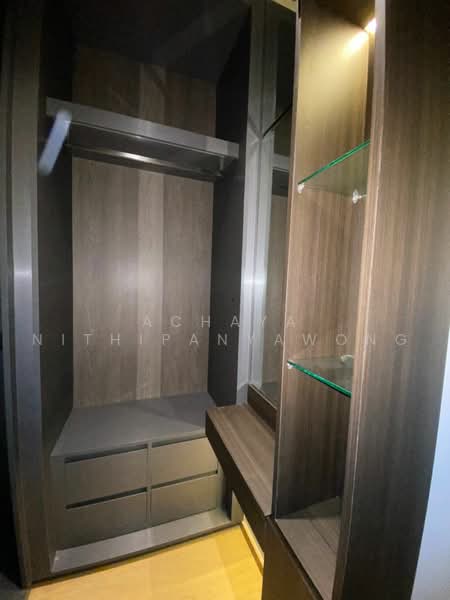 28 Chidlom, Bangkok, 28 Chit Lom Alley, Lumphini, Pathum Wan, Bangkok, 1 Bedroom, 34 sqm, Condo For Sale, by Achaya Nithipanyawong, 500494423 - DDproperty.com