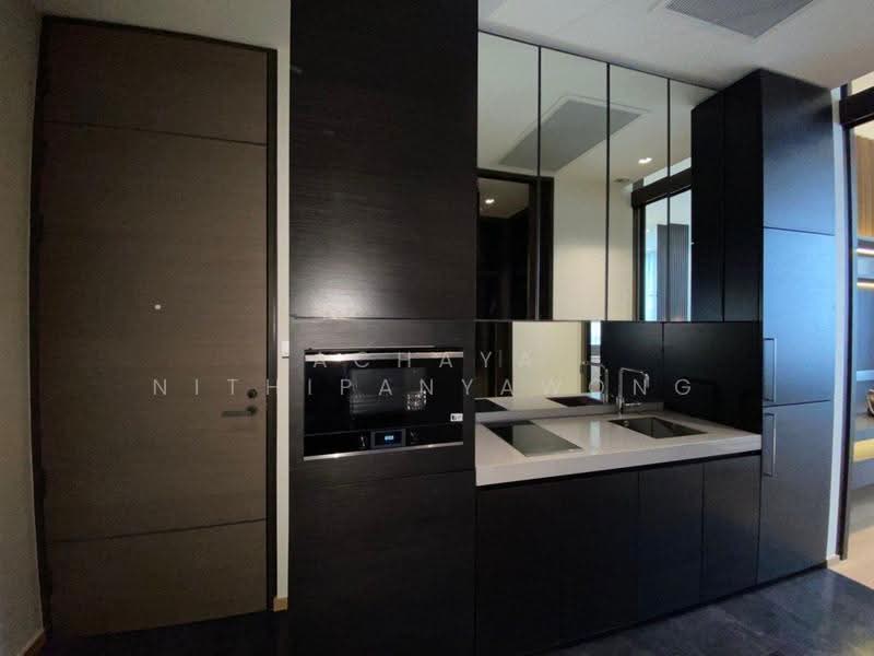 28 Chidlom, Bangkok, 28 Chit Lom Alley, Lumphini, Pathum Wan, Bangkok, 1 Bedroom, 34 sqm, Condo For Sale, by Achaya Nithipanyawong, 500494423 - DDproperty.com