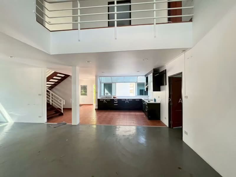 บ้าน 4-ห้องนอน, กรุงเทพ, คลองตัน, คลองเตย, กรุงเทพ, 4 ตร.ม., บ้านเดี่ยว ให้เช่า, โดย Boonraksa Sopak, 500494425 - DDproperty.com