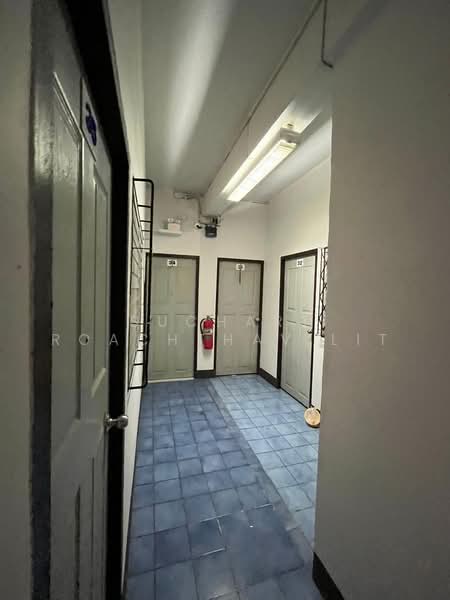Two adjacent 5-story Commercial Shophouse for SALE. 31 sqw. on Sukhumvit main road, Bangkok, Sukhumvit, Khong Tan, Khlong Toei, Bangkok, , 600 sqm, Shophouse For Sale, by Suchart Roachthavilit, 500494448 - DDproperty.com