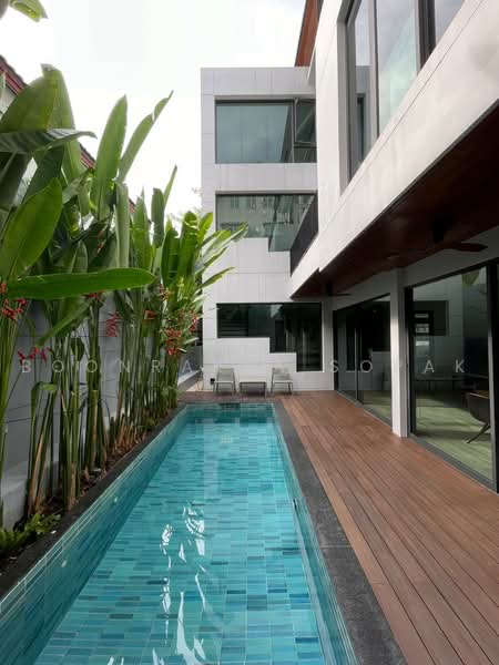 3-BR House, Bangkok, Khlong Tan Nua, Watthana, Bangkok, 3 Bedrooms, 350 sqm, Single Detached House For Rent, by Boonraksa Sopak, 500494492 - DDproperty.com