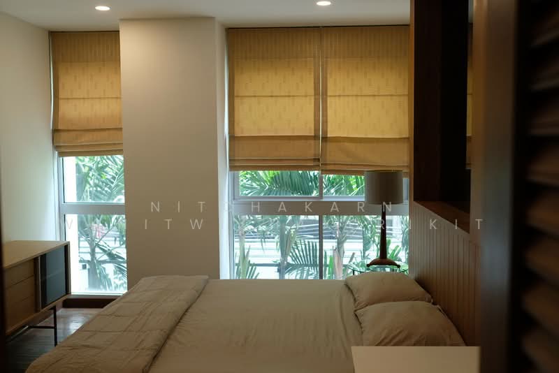 Von Napa Sukhumvit 38, Bangkok, Soi Sukhumvit 38, Phra Kanong, Khlong Toei, Bangkok, 1 Bedroom, 54 sqm, Condo For Rent, by Nitchakarn Wanitwichakornkit, 500494501 - DDproperty.com