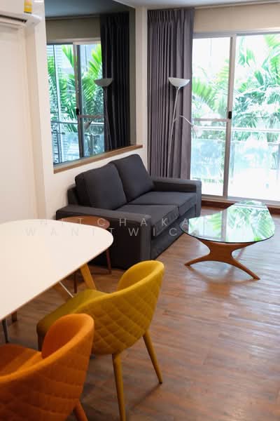 Von Napa Sukhumvit 38, Bangkok, Soi Sukhumvit 38, Phra Kanong, Khlong Toei, Bangkok, 1 Bedroom, 54 sqm, Condo For Rent, by Nitchakarn Wanitwichakornkit, 500494501 - DDproperty.com