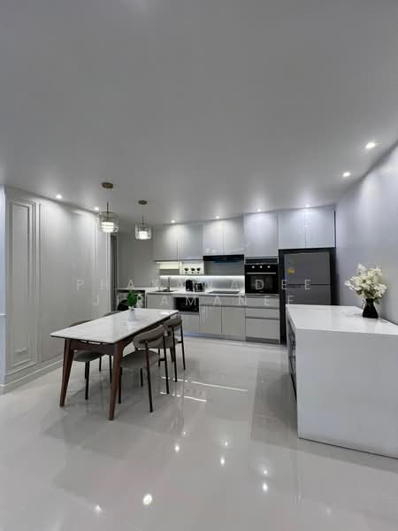 Belle Park Residence, Bangkok, 375 Sathu Pradit 19 Alley, Chong Nonsi, Yan Nawa, Bangkok, 2 Bedrooms, 98 sqm, Condo For Rent, by Phakawadee Jiramanee, 500494504 - DDproperty.com