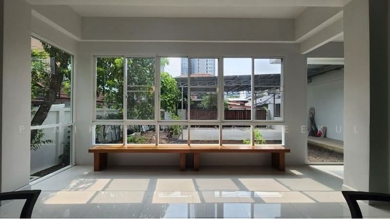 3-BR House, Bangkok, Talat Plu, Thon Buri, Bangkok, 3 Bedrooms, 1,000 sqm, Single Detached House For Sale, by Pemika Aukkaraleekul, 500494506 - DDproperty.com