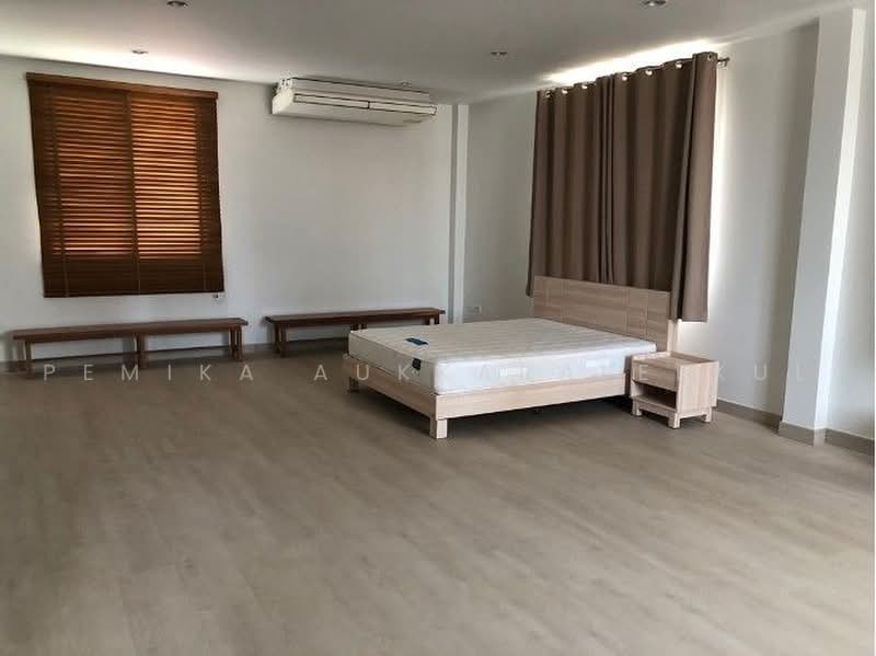 บ้าน 3-ห้องนอน, กรุงเทพ, ตลาดพลู, ธนบุรี, กรุงเทพ, 1,000 ตร.ม., บ้านเดี่ยว ขาย, โดย Pemika Aukkaraleekul, 500494506 - DDproperty.com