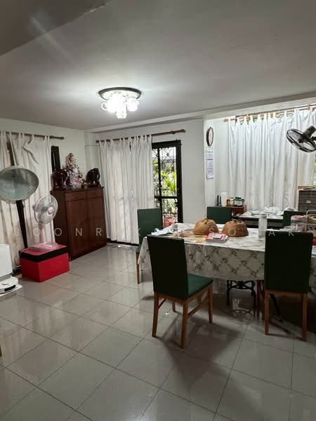 5-BR Townhouse, Bangkok, Wang Thonglang, Bangkok, 5 Bedrooms, 377 sqm, Townhouse For Rent, by Boonraksa Sopak, 500494553 - DDproperty.com