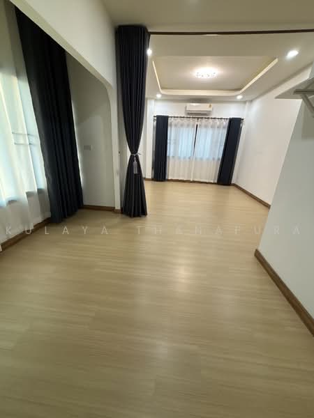 ให้เช่าบ้าน 2 ชั้น ถ.ศรีสุข ต.หมากแข้ง อ.เมืองอุดรธานี : 2-Story House for Rent, Mak Khaeng, อุดรธานี, ซอยวิชิต, Sri Suk Rd., หมากแข้ง, เมืองอุดรธานี, อุดรธานี, 140 ตร.ม., บ้านเดี่ยว ให้เช่า, โดย Kulaya Thanapura, 500494563 - DDproperty.com