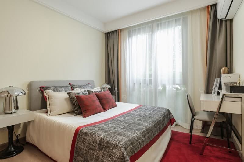 Regal Sathon-Naradhiwas, Bangkok, Naradhiwas Rajanagarindra Road, Thung Maha Mek, Sathon, Bangkok, 2 Bedrooms, 48 sqm, Condo For Sale, by Fazwaz (Thailand) Co., Ltd., 500494590 - DDproperty.com
