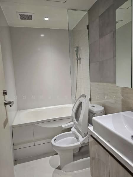 Runesu Thonglor 5 : รูเนะสุ ทองหล่อ 5, กรุงเทพ, 82 ซอย พร้อมมิตร, คลองตันเหนือ, วัฒนา, กรุงเทพ, 32 ตร.ม., คอนโด ให้เช่า, โดย Boonraksa Sopak, 500494598 - DDproperty.com