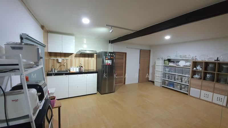 8-BR House, Bangkok, Chan Kasem, Chatuchak, Bangkok, 8 Bedrooms, 400 sqm, Single Detached House For Sale, by Pemika Aukkaraleekul, 500494600 - DDproperty.com