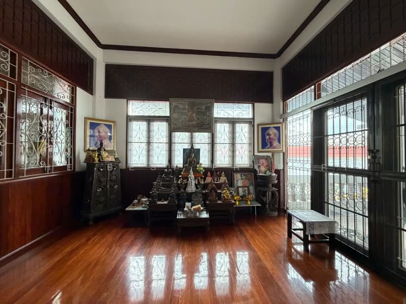 อพาร์ทเม้นท์พร้อมบ้านเดี่ยววังทองหลาง กรุงเทพมหานคร, Bangkok, Saphan Song, Wang Thonglang, Bangkok, 10+ Bedrooms, 150 sqm, Single Detached House For Sale, by The Best Property เมย์, 500494630 - DDproperty.com